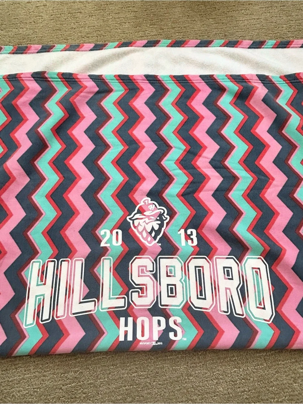 MV Sport Chevron Sweatshirt Stadium Blanket Hillsboro Hops 2013 39” X 57”